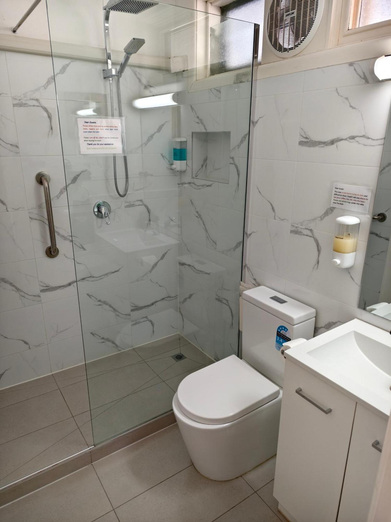 Donald Riverside Motel Bagian luar foto